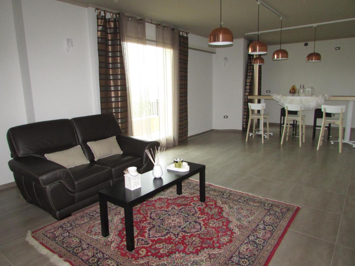 B&B Bellavista Тавулия Екстериор снимка